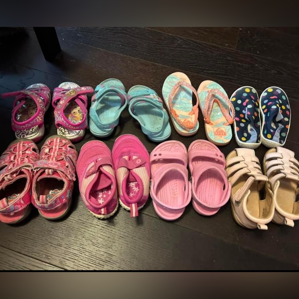 Size 7 girls summer shoe bundle